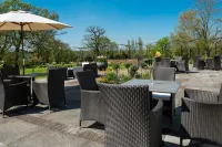 Bromley Court Hotel London - breakfast