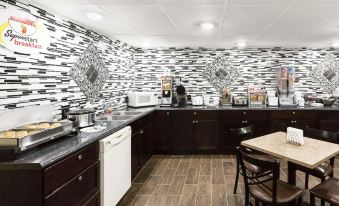 Super 8 by Wyndham Columbus