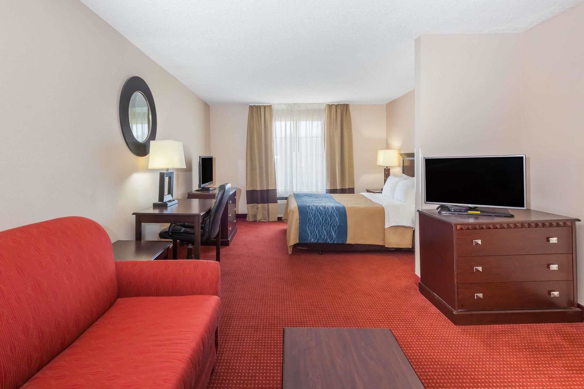 Decatur Inn & Suites