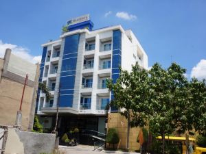 Blueberry Tourist Hotel