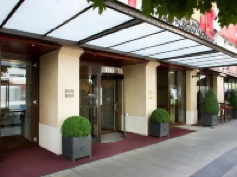 โรงแรมรอยัล โรงแรมในเจนีวา