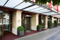 Royal Manotel Hotels near Rousseau Island