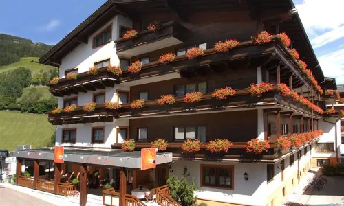 Eva,Village