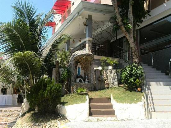 Four Queens Resort Room Reviews Photos Pagadian 2021 Deals Price Trip Com