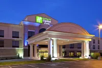 Holiday Inn Express & Suites Seymour Hotels in Seymour