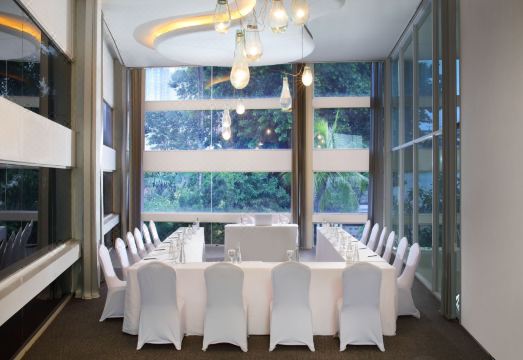 자카르타 수영장