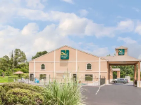 Quality Inn Savannah South Hotels in Hardin County