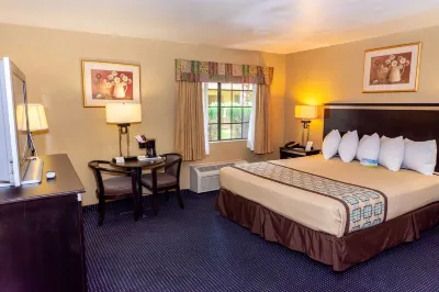 Days Inn & Suites by Wyndham Artesia Hotels near Trader Joe's