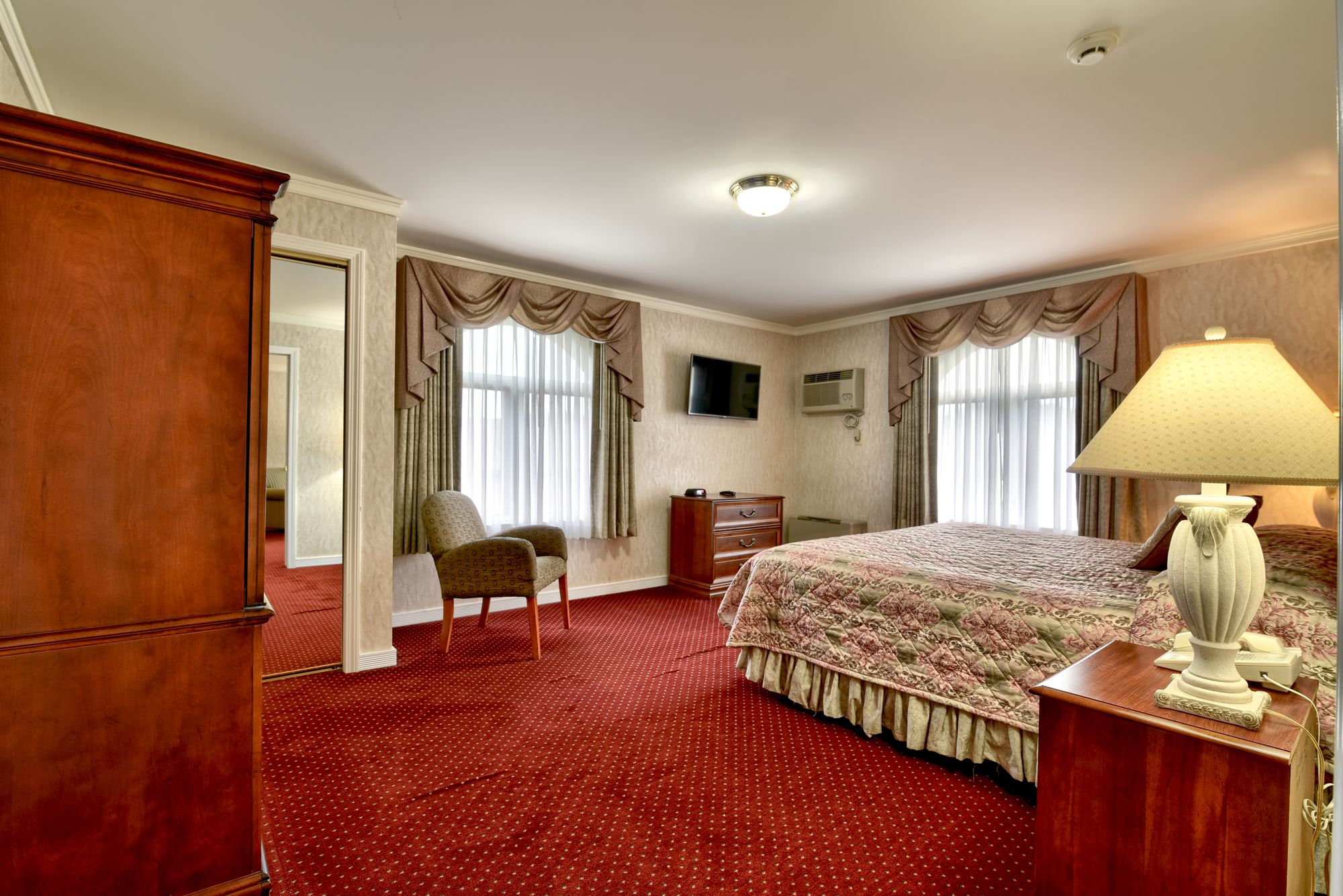 Roosevelt Inn & Suites Saratoga Springs