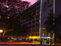 The Picasso Boutique Serviced Residences Managed by HII Hotels near Ayala Triangle Gardens