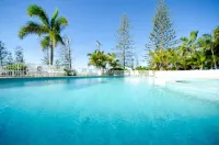 Crystal Bay on the Broadwater Hotels in Runaway Bay