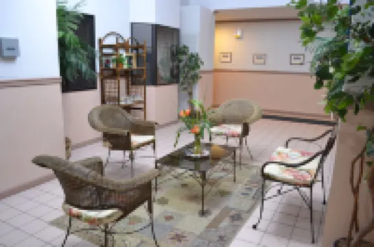 ウエスト プラザ ホテル デセケル