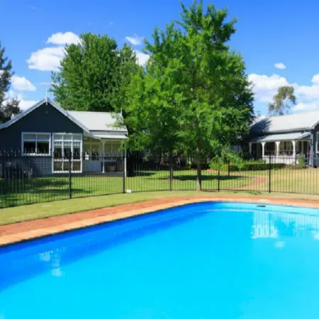 The Convent Hunter Valley Hotel