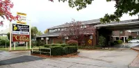 Central Caleula Motor Lodge Hotels in Orange