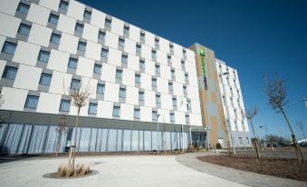 Holiday Inn Express Aberdeen Airport