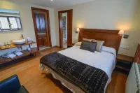 Casona de Llanorrozo Apartamentos Rurales Hotels near Plaza del puerto viejo.