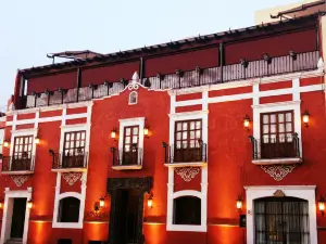 瑪麗亞卡索納酒店