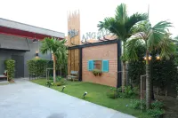 One Beat Vintage & Bistro Hotels in Ang Sila
