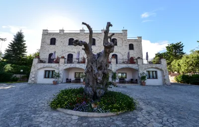 Hotel Castel Miramonti