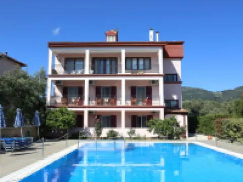 Christina Studios Hotels in Lygia