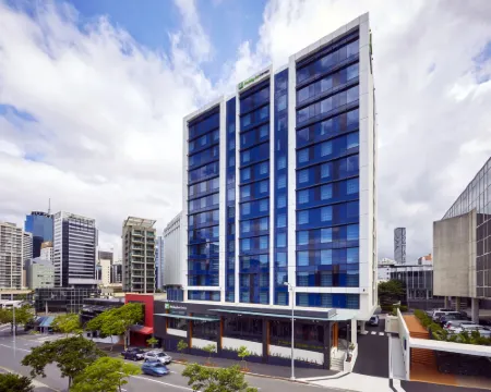 Holiday Inn Express BRISBANE CENTRAL by IHG Hotels in Spring Hill