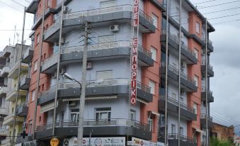Hotel Emporiko - Housity