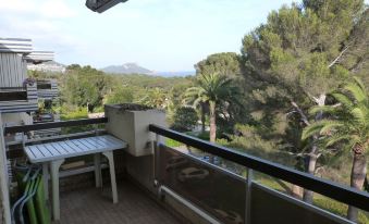 Apartment with One Bedroom in Saint-raphaël, with Wonderful Sea View,
