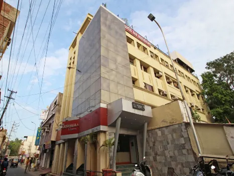 OYO 4021 Krishnalila Regency Hotels near Gulab Bagh and Zoo