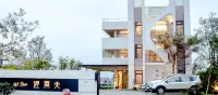 W Star Bed and Breakfast 이란 호텔