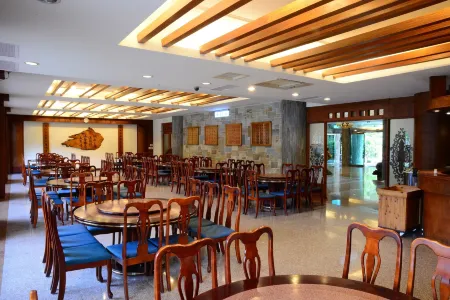 Ginkgo Hotel Отели рядом с достопримечательностью «Wangyou Forest»