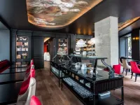 Hotel La Comtesse Tour Eiffel Các khách sạn gần Điểm ngắm tháp Eiffel