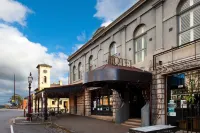 Hotel Frangos Отели рядом с достопримечательностью «Конвент Дейлсфорд»