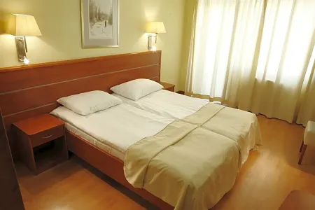 Benczur Hotel