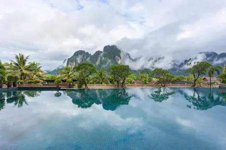 Amari Vang Vieng Отели рядом с достопримечательностью «Wat That»