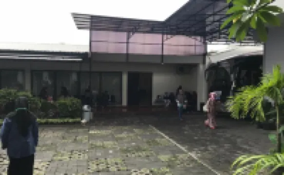 Tirta Kencana Hotel & Garden Resto Hotels near Dirgantara Museum Office