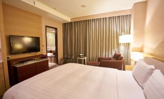 Taipung Suites