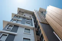 Capetown Sriracha Residence Hotels in Si Racha