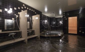 Green Rich Hotel Izumo (Artificial Hot Spring Futamata Yunohana) - Housity