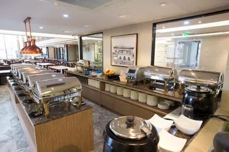 Villa Baron Отели рядом с достопримечательностью «Wat Chonprathan Rangsarit»