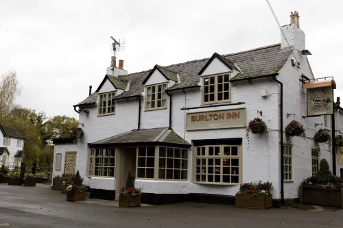 Burlton Inn Hotels in Cockshutt