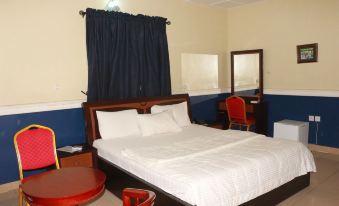 Ann's Haven Hotels and Suites