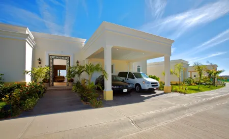 Pueblo Bonito Emerald Luxury Villas & Spa All Inclusive