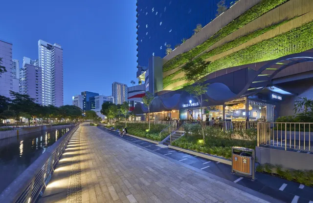 Hotel Boss Singapore (Staycation Approved)
