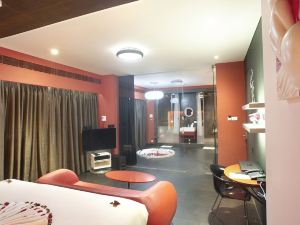 Fahrenheit Hotels & Resorts