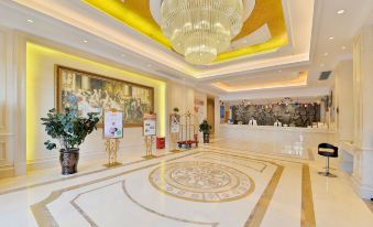 Vienna Hotel (Shenzhen Fuyong Metro Station)