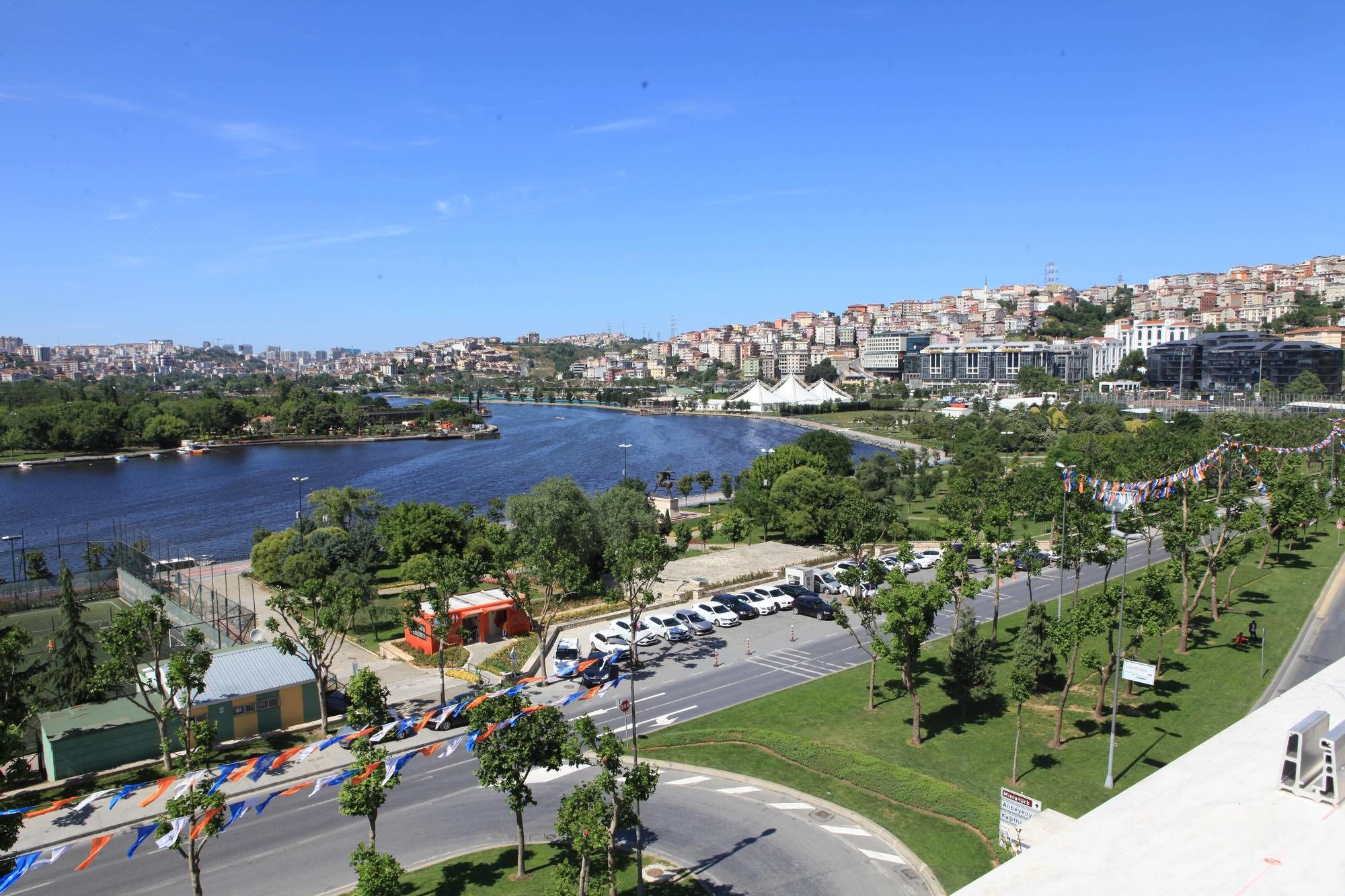 Ramada by Wyndham Istanbul Golden Horn