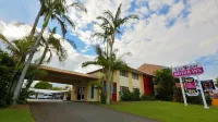 Tweed Heads Vegas Motel - parking