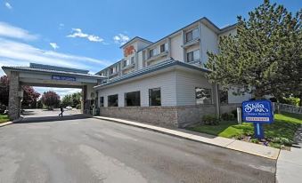 Shilo Inn Suites Hotel - Nampa Suites