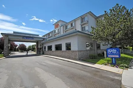 Shilo Inn Suites Hotel - Nampa Suites