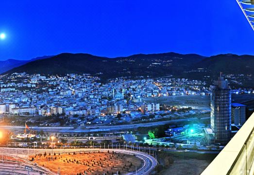 크라운 플라자 부르사